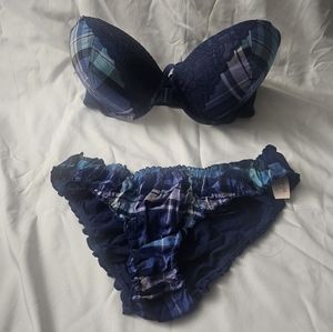 Victoria Secret Blue Plaid Ruffle Push up Bra 34DD/ M Panty Set